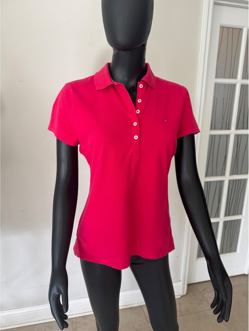 Tommy Hilfiger Womens Medium Pink Polo Shirt Stretch Cotton Short Sleeve Preppy